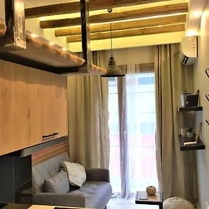 Cosy Industrial Style Little Just 5minutes From Waterfront Θεσσαλονίκη